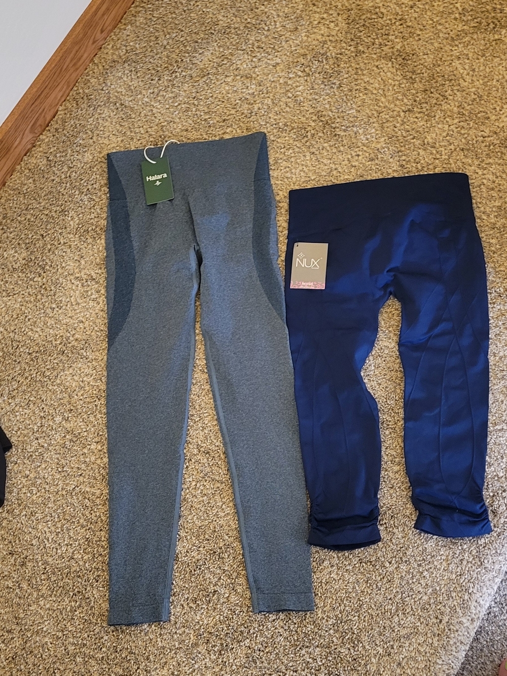 2 Brand New Halara Nux Legging Set!